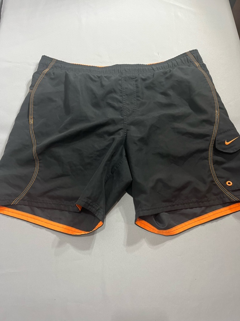 Nike Gray Lined Swim/Running Shorts Trunks Orange Trim Mens Large Drawstring